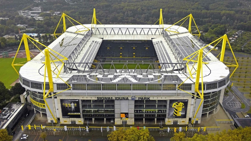 Sân vận động Signal Iduna Park