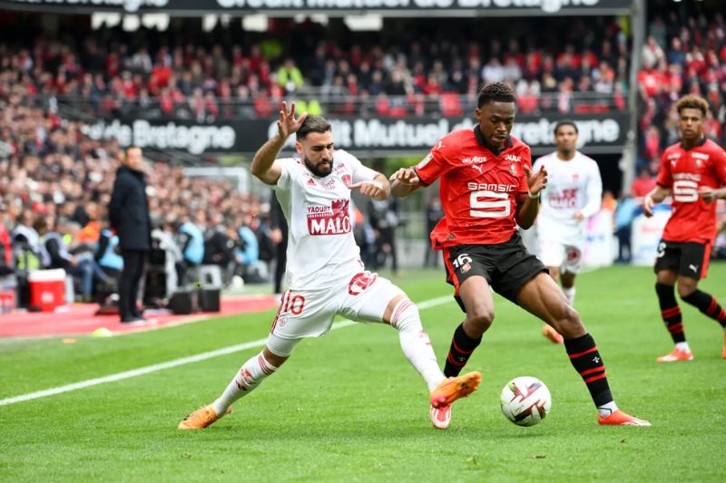 Trận đấu hay nhất mùa giải: Rennes 4-5 Brest