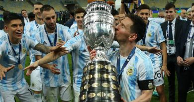 Lionel Messi được chọn vào đội hình tiêu biểu Copa America cùng Emiliano Martinez, Cristian Romero và Lautaro Martinez